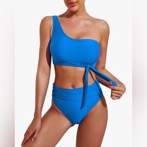 One-Shoulder Blue Bikini Set
Full coverage padded bra adjustable tie 
Stunning